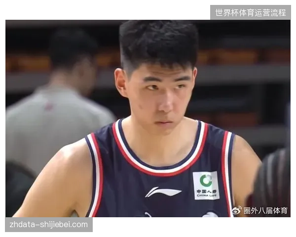 徐昕在篮下的进攻选择极其高效，成为广州队内线最稳定的终结点
