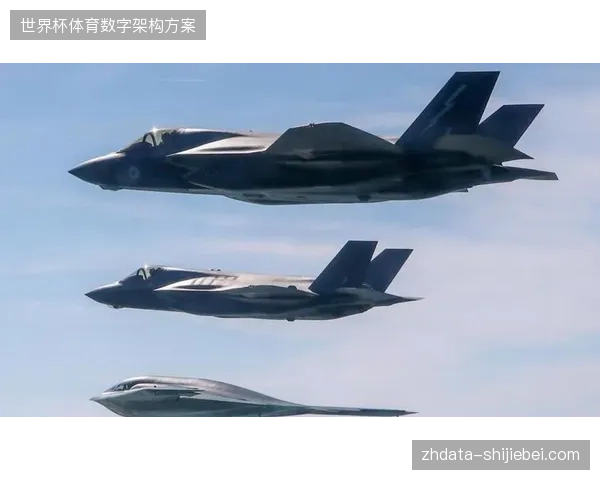 索尔巴肯或祭出“高空轰炸”战术,哈兰德与瑟洛特的双塔组合将考验所有对手防线 索尔巴肯或祭出“高空轰炸”战术,哈兰德与瑟洛特的双塔组合将考验所有对手防线